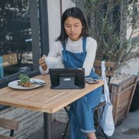 UAG Coque tablette Metropolis Apple iPad 9 (2021) 10.2 pouces / iPad 8 (2020) 10.2 pouces / iPad 7 (2019) 10.2 pouces - Noir