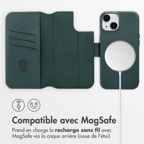 Accezz Étui de téléphone portefeuille en cuir 2-en-1 avec MagSafe Apple iPhone 14 - Cedar Green