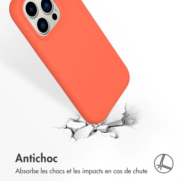 Accezz Coque Liquid Silicone avec MagSafe iPhone 14 Pro - Nectarine