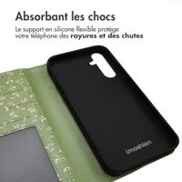 imoshion Étui de télephone portefeuille Design Samsung Galaxy A25 (5G) - Green Flowers