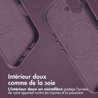 Accezz Coque arrière en cuir avec MagSafe Apple iPhone 16 - Heath Purple