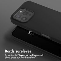 Selencia Coque silicone avec cordon amovible iPhone 16 Pro - Noir