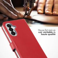 Selencia Étui de téléphone portefeuille en cuir véritable Samsung Galaxy A56 - Rouge