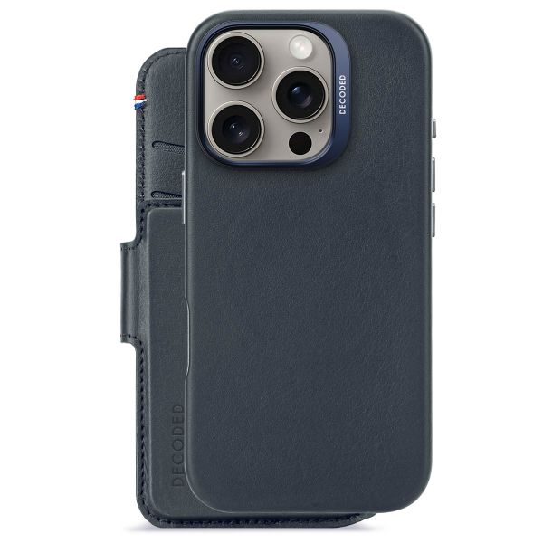 Decoded Portefeuille détachable 2 en 1 en cuir MagSafe iPhone 16 Pro - Navy