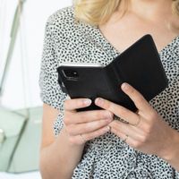 Selencia Étui portefeuille en cuir véritable Samsung Galaxy S10 - Noir