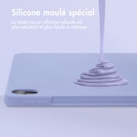 Accezz Coque Liquid Silicone avec porte-stylet Apple iPad Air 11 pouces (2025) M3 / (2024) M2 / Air 5 (2022) / Air 4 (2020) - Lila