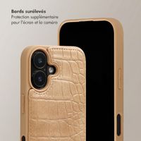 Selencia Coque de télephone Nova Croco avec cordon et porte-cartes Apple iPhone 16 - Toasted Almond