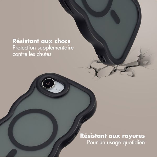 Selencia Coque arrière Wavy avec MagSafe Apple iPhone 16e - Noir