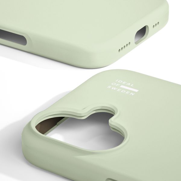 iDeal of Sweden Coque en silicone avec MagSafe Apple iPhone 16 - Sage Green