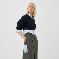 iDeal of Sweden Coque arrière Mirror Apple iPhone 15 - Sky Blue