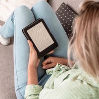 imoshion Étui á rabat Kobo Clara 2E / Tolino Shine 4 - Bleu clair