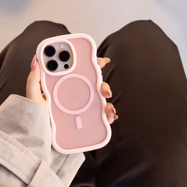 Selencia Coque arrière Wavy avec MagSafe Samsung Galaxy S25 / S24 - Soft Pink