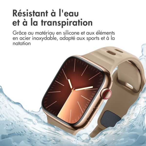 imoshion Bracelet en silicone Active Sport Apple Watch Series 1-10 / SE / Ultra (2) (44/45/46/49 mm) - Brun