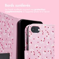 imoshion Étui de télephone portefeuille Design Apple iPhone SE (2022 / 2020) / 8 / 7 / 6(s) - Blush Berries