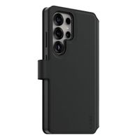 CARE by PanzerGlass Étui de télephone portefeuille Tango 2 en 1 avec MagSafe Samsung Galaxy S25 Ultra - Black