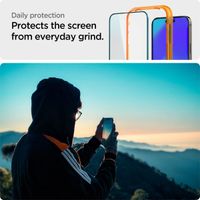 Spigen Protection d'écran en verre trempé GLAStR Fit 2 Paquets + Applicator Apple iPhone 14 Pro Max