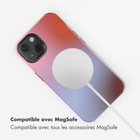Selencia Coque arrière Vivid avec MagSafe Apple iPhone 13 - Gradient Soft Blush