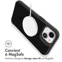 imoshion Rugged Hybrid Carbon Case avec MagSafe Apple iPhone 13 - Noir