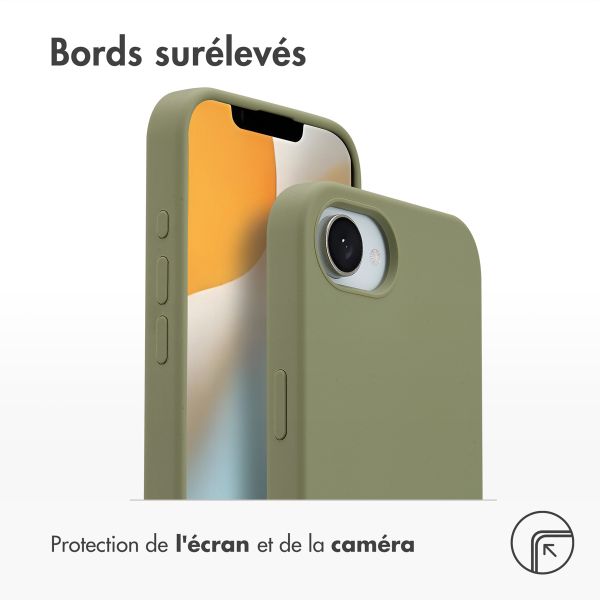 Accezz Coque Liquid Silicone avec MagSafe iPhone 16e - Cooper Green