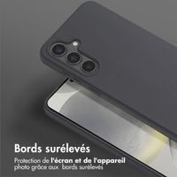 Selencia Coque silicone avec cordon amovible Samsung Galaxy S24 FE - Noir