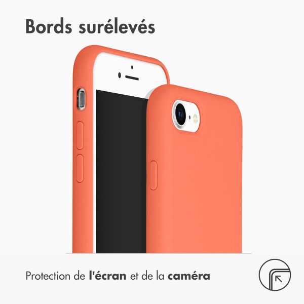 Accezz Coque Liquid Silicone iPhone SE (2022 / 2020) / 8 / 7