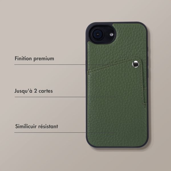 Selencia Coque Riva avec porte-cartes Apple iPhone 16e - Sage Green