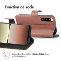 imoshion Étui de téléphone portefeuille Luxe Sony Xperia 5 IV - Brun