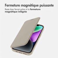 imoshion Bookcase transparente avec MagSafe Apple iPhone 14 / 13 - Beige