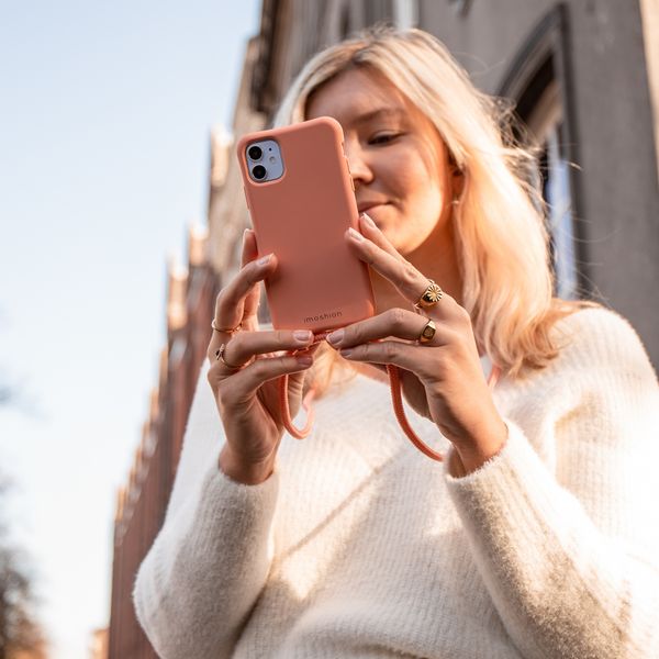 imoshion Coque de couleur avec cordon amovible Apple iPhone Xr - Peach