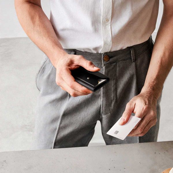 Spigen Porte-cartes Valentinus Pro MagFit - Noir