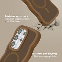 Selencia Coque arrière Wavy avec MagSafe Samsung Galaxy S26 Ultra - Mocha Brown