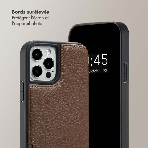 Selencia Coque de télephone Nova avec cordon et porte-cartes Apple iPhone 15 - Mocha Brown