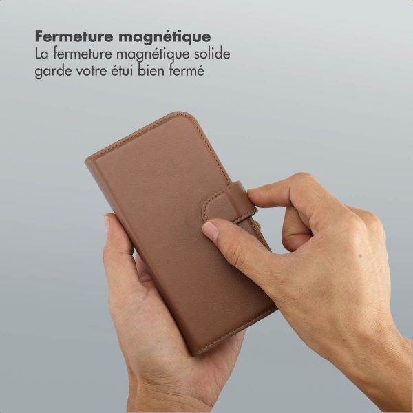 Selencia Étui portefeuille amovible Olyn avec MagSafe Apple iPhone 17 - Marron