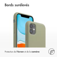 Accezz Coque Liquid Silicone avec MagSafe Apple iPhone 11 - Cooper Green