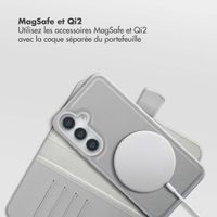 Selencia Étui portefeuille amovible Olyn avec MagSafe Samsung Galaxy S24 / S25 - Gris