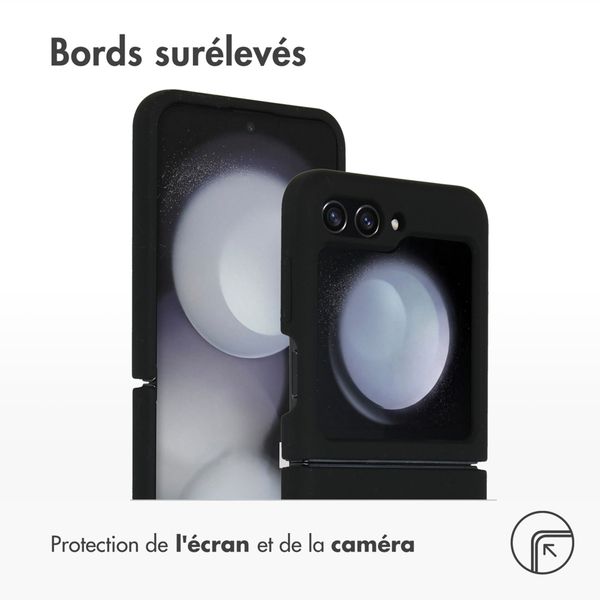 Accezz Coque Liquid Silicone Samsung Galaxy Z Flip 5 - Noir
