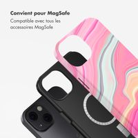 Selencia Coque arrière Vivid Tough avec MagSafe iPhone 13 - Pastel Lipstick Marble