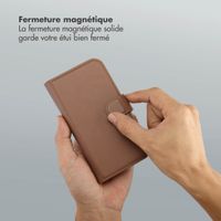 Selencia Étui portefeuille amovible Olyn avec MagSafe Samsung Galaxy S23 - Marron