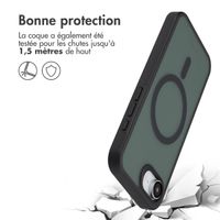 Accezz Coque Givrée Robuste avec MagSafe Apple iPhone 16e - Noir