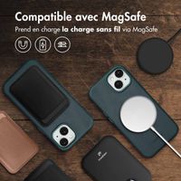 Accezz Coque MagSafe en cuir vintage Apple iPhone 15 - Smokey Green