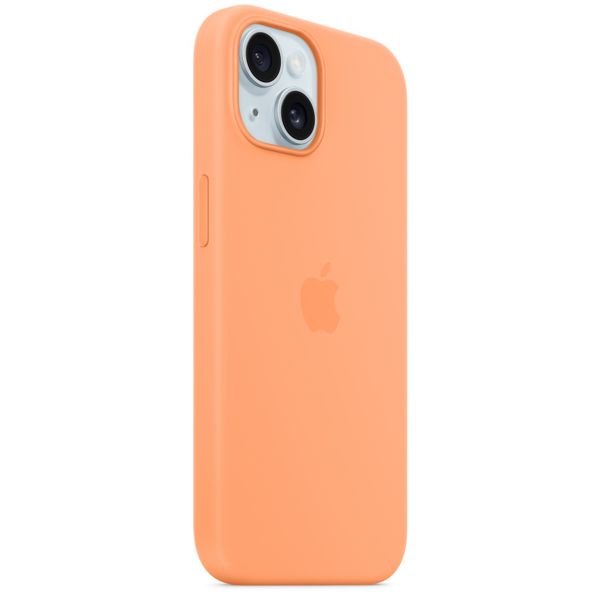Apple Coque en silicone MagSafe Apple iPhone 15 - Orange Sorbet