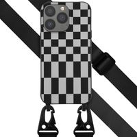 Selencia ﻿Coque design en silicone avec cordon amovible iPhone 13 Pro - Irregular Check Black