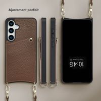Selencia Coque de télephone Nova avec cordon et porte-cartes Samsung Galaxy S24 / S25 - Mocha Brown