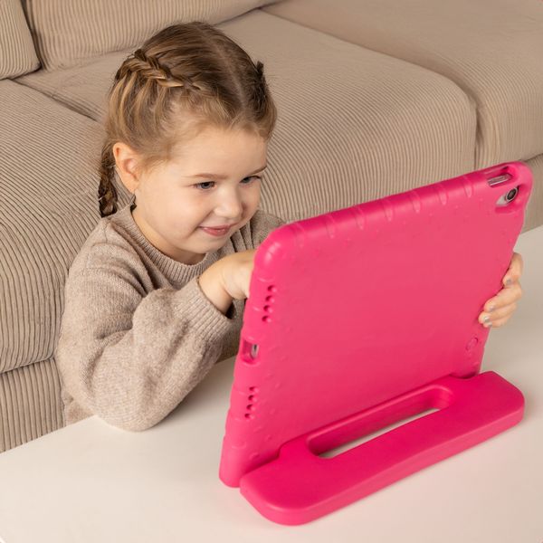 imoshion Coque kidsproof avec poignée Apple iPad 6 (2018) 9.7 pouces / iPad 5 (2017) 9.7 pouces - Rose