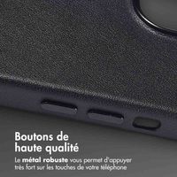 Accezz Coque arrière en cuir avec MagSafe iPhone 15 - Onyx Black