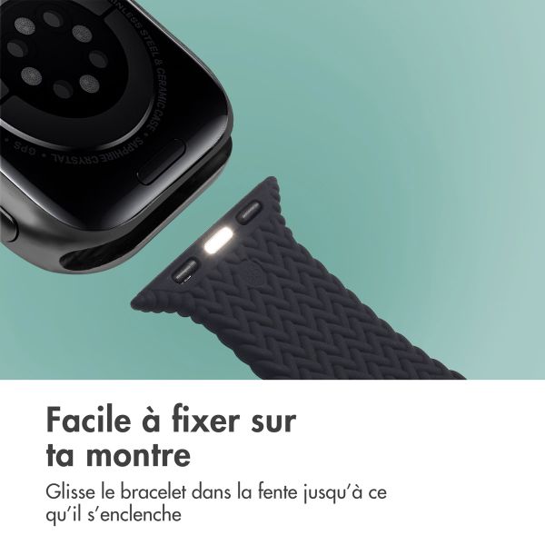 imoshion Bracelet tressé en silicone Apple Watch Series 1 t/m 9 / SE (38/40/41 mm) | Series 10 / 11 (42 mm) - Noir