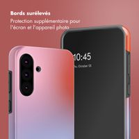 Selencia Coque arrière Vivid Samsung Galaxy A36 / A56 - Gradient Soft Blush