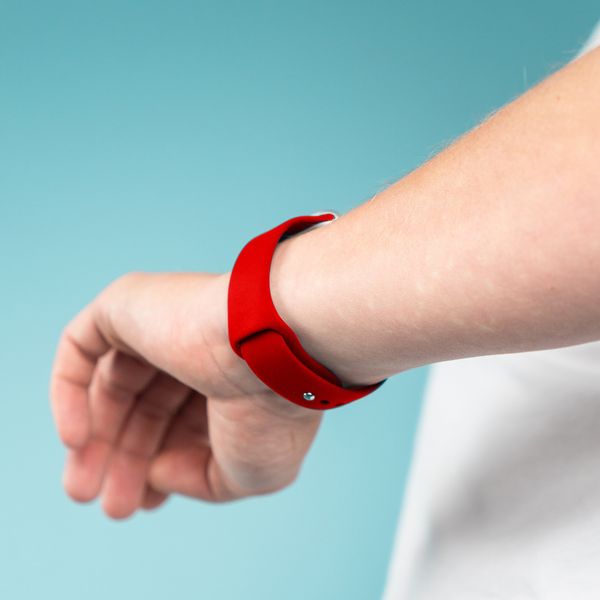 imoshion Bracelet silicone Fitbit Versa 2 / Versa Lite - Rouge