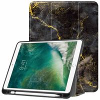imoshion Coque tablette Design Trifold Apple iPad 6 (2018) 9.7 pouces / iPad 5 (2017) 9.7 pouces / Air 2 (2014)/Air 1 (2013) - Black Marble