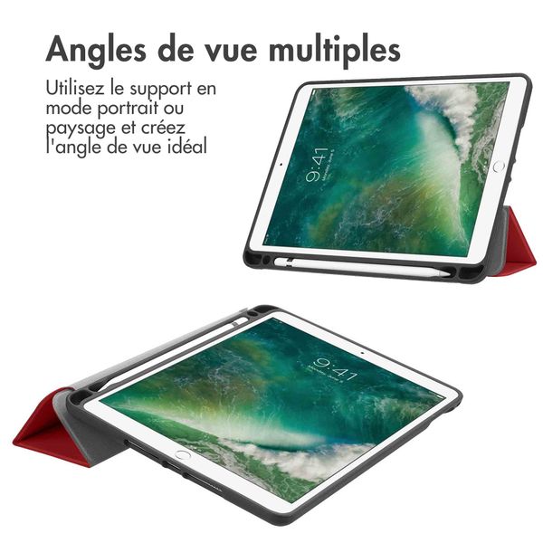 imoshion Coque tablette Trifold Apple iPad 6 (2018) 9.7 pouces / iPad 5 (2017) 9.7 pouces / Air 2 (2014)/Air 1 (2013) - Rouge